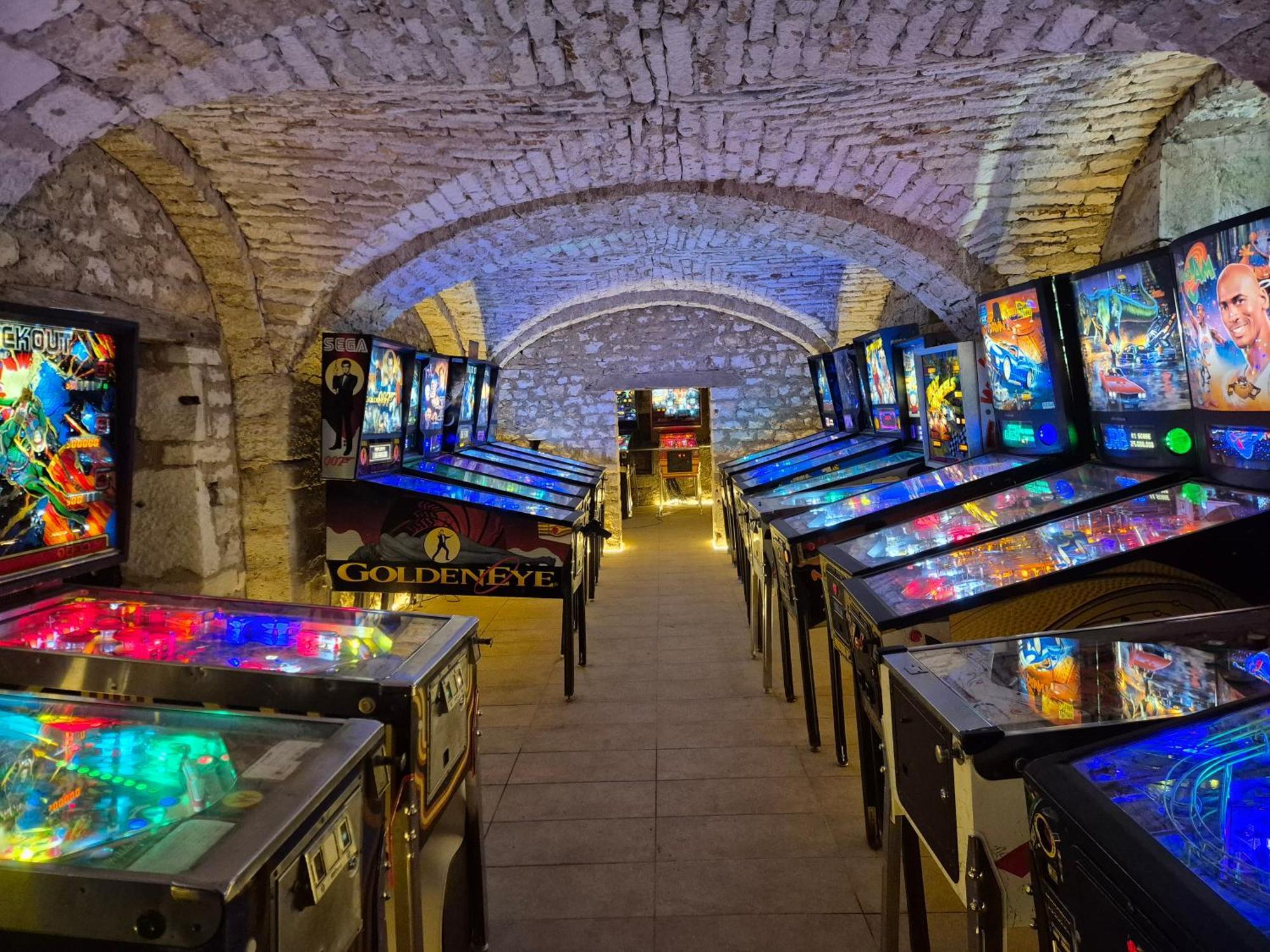 Chateau La Hussardiere Dampierre-sur-Salon エクステリア 写真